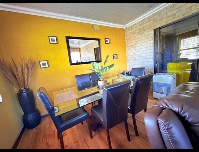 3 BEDROOM HOUSE FOR SALE IN VANDERBIJLPARK CE 3